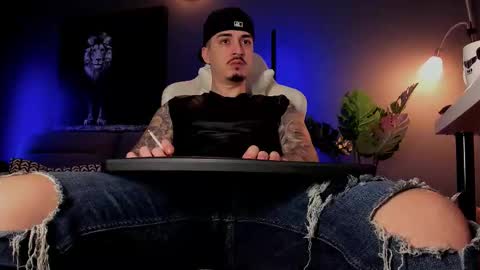 Snapshot of matt_thestud chatting on February 23, 7:39 am Matt online show from February 23, 7:39 am