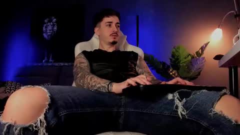 Snapshot of matt_thestud chatting on February 26, 7:29 am Matt online show from February 26, 7:29 am