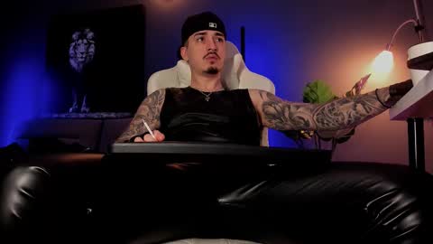 Snapshot of matt_thestud chatting on March 1, 7:32 am Matt online show from March 1, 7:32 am