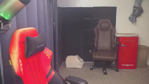 Matt Cash online show from February 6, 2:05 am