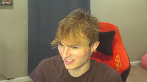 Snapshot of mattcashxxx chatting on May 3, 4:02 pm Matt Cash online show from May 3, 4:02 pm
