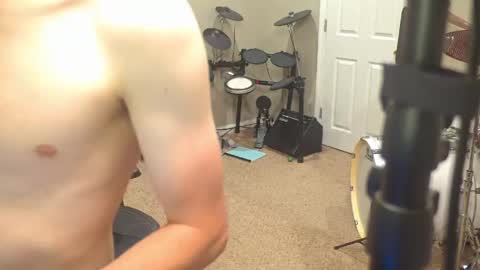 Snapshot of mattcashxxx chatting on June 4, 1:11 am Matt Cash online show from June 4, 1:11 am
