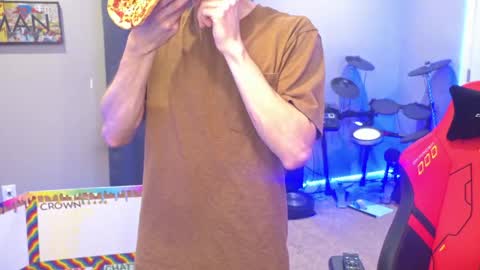 Snapshot of mattcashxxx chatting on June 8, 1:09 am Matt Cash online show from June 8, 1:09 am