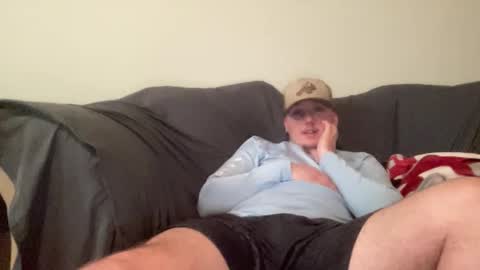 Snapshot of mattdawg13 chatting on March 4, 4:51 am MattDawg13 online show from March 4, 4:51 am