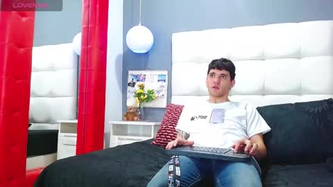 Snapshot of matteo12_ chatting on October 30, 3:08 am ---Matteo--- online show from October 30, 3:08 am