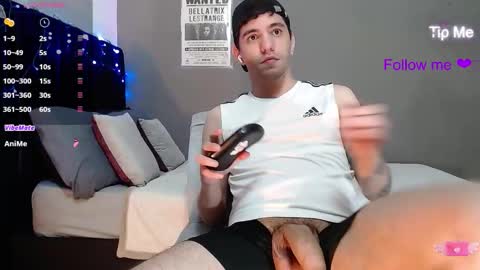 ---Matteo--- online show from December 18, 5:46 am