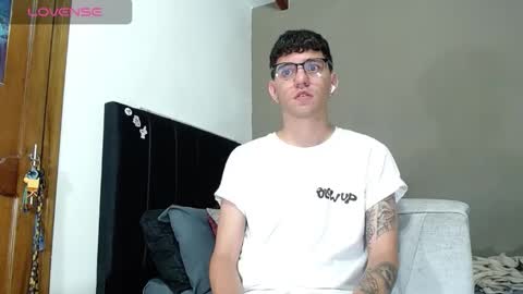 ---Matteo--- online show from February 27, 9:48 pm