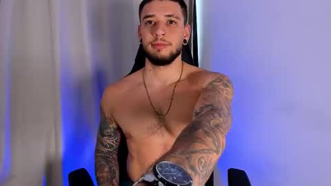 Snapshot of matteosantino25 chatting on February 20, 6:41 pm matteosantino25 online show from February 20, 6:41 pm