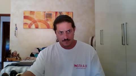 Snapshot of matteushh87 chatting on September 18, 10:17 am matteushh87 online show from September 18, 10:17 am