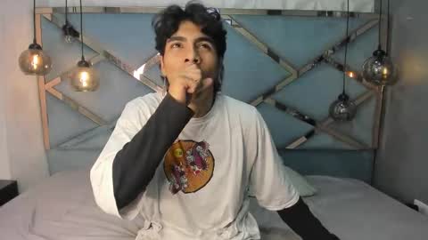 Snapshot of mattfiore chatting on November 19, 11:54 am mattfiore online show from November 19, 11:54 am