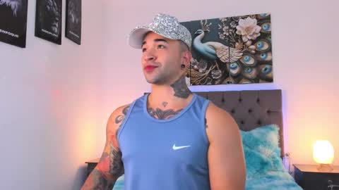 Snapshot of matthew_colee chatting on March 4, 2:17 am Matthew INDEPENDENT MODEL online show from March 4, 2:17 am