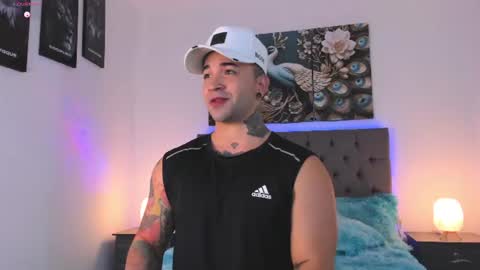 Matthew INDEPENDENT MODEL online show from June 19, 3:00 am