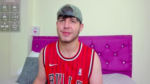 matthewlatinc online show from February 3, 2:53 am