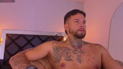 Matthew online show from April 20, 7:26 pm