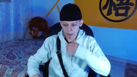 MatthewBoy online show from December 6, 5:31 am