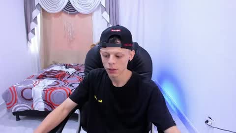 MatthewBoy online show from May 15, 12:12 pm
