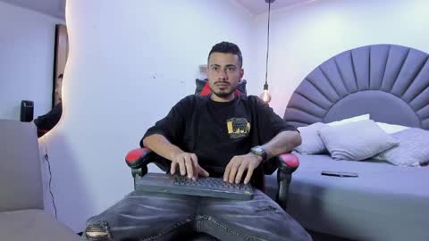 Matthew online show from April 4, 4:00 am