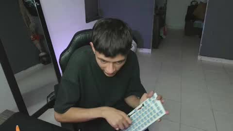 mattias     online show from February 12, 8:50 pm