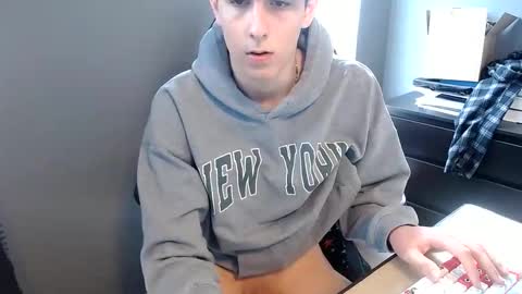 mattia online show from April 5, 3:20 pm