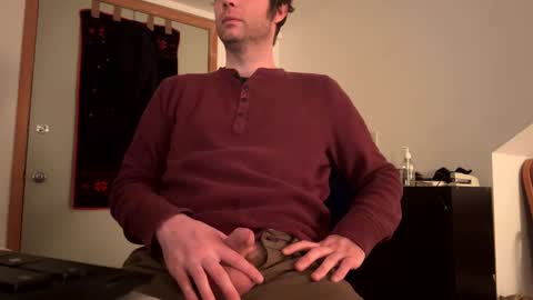 Snapshot of mattiufr chatting on December 2, 12:41 am Matt online show from December 2, 12:41 am