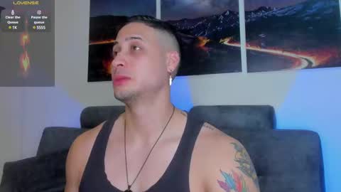 Snapshot of mattsaill_ chatting on February 13, 12:46 am mattsaill_ online show from February 13, 12:46 am