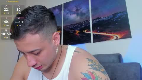 Snapshot of mattsaill_ chatting on February 19, 1:39 pm mattsaill_ online show from February 19, 1:39 pm