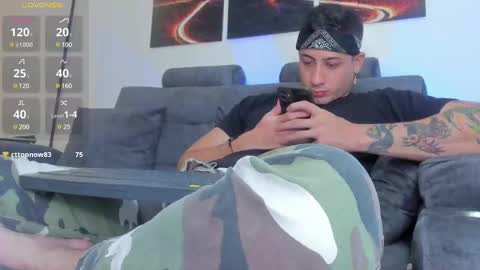 Snapshot of mattsaill_ chatting on February 28, 1:58 pm mattsaill_ online show from February 28, 1:58 pm