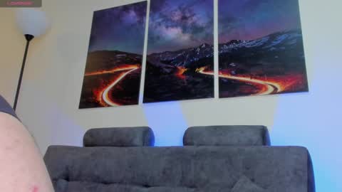 Snapshot of mattsaill_ chatting on March 6, 12:41 pm mattsaill_ online show from March 6, 12:41 pm