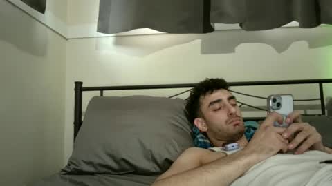 Snapshot of mattsroom123 chatting on March 5, 11:27 pm mattsroom123 online show from March 5, 11:27 pm