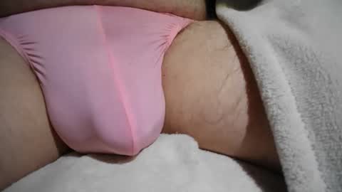 Snapshot of mattty13 chatting on October 29, 5:47 pm Hairy Bud online show from October 29, 5:47 pm