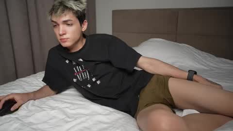 Snapshot of mattyaiden chatting on November 9, 4:38 pm Matty Aiden online show from November 9, 4:38 pm