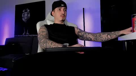 Matt online show from November 3, 9:32 am