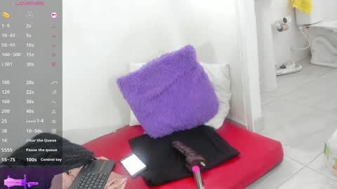 danna mature online show from April 16, 12:17 pm