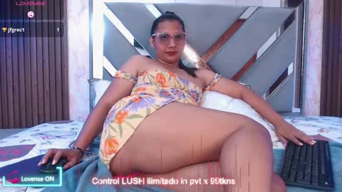 Snapshot of mature_london chatting on October 18, 7:25 pm MATURE LONDON online show from October 18, 7:25 pm