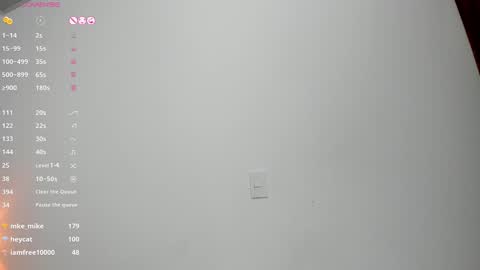 Snapshot of mature_vayolet chatting on February 1, 10:44 pm Vayolet Castro online show from February 1, 10:44 pm