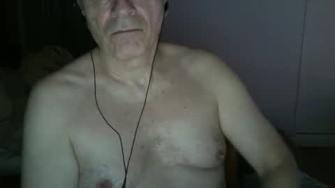 Snapshot of maturehotman chatting on January 11, 9:25 pm maturehotman online show from January 11, 9:25 pm