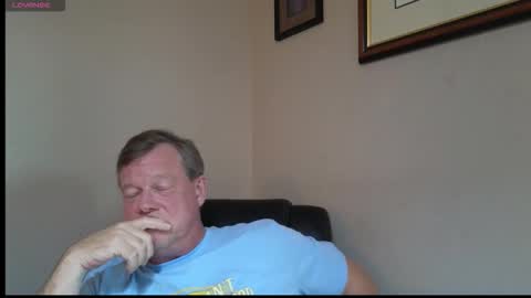 Snapshot of matureluvin chatting on October 24, 11:01 pm JustUs online show from October 24, 11:01 pm