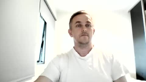 Snapshot of matureontheedge chatting on June 6, 12:32 pm matureontheedge online show from June 6, 12:32 pm
