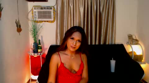 maturity_mommy_intown online show from November 19, 7:19 am