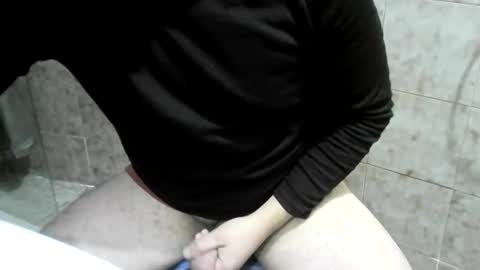 Snapshot of maty_212121 chatting on December 14, 4:31 pm Mattias online show from December 14, 4:31 pm