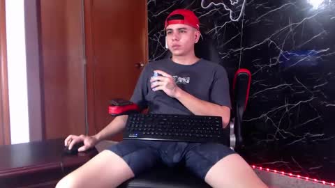 Matias online show from January 27, 4:43 pm