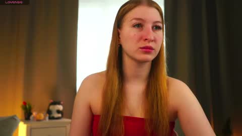 maureencoombs online show from March 29, 4:12 am