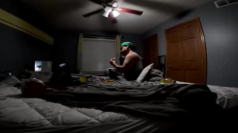 mauricescott online show from March 15, 5:02 am