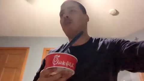 mauricescott online show from April 1, 2:12 am