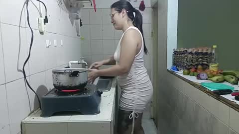 mauroluxandra online show from February 10, 4:04 pm