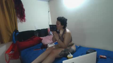 Snapshot of mauroluxandra chatting on June 3, 4:45 pm mauroluxandra online show from June 3, 4:45 pm
