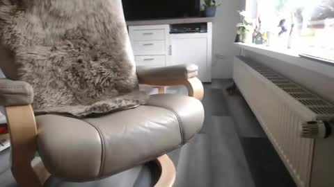 mav1962 online show from February 23, 7:55 am