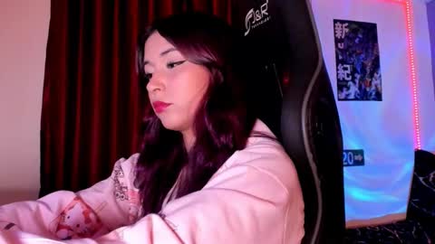 Hilary online show from September 17, 3:30 am