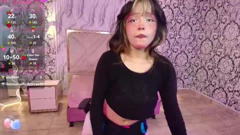 Snapshot of mavis_tay chatting on November 28, 11:46 am Mavis online show from November 28, 11:46 am