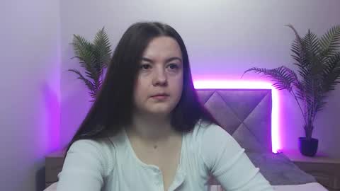 Snapshot of mavkacute chatting on November 18, 7:07 pm MavkaCute online show from November 18, 7:07 pm